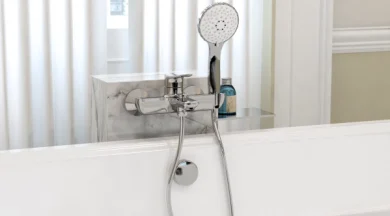 Milano-tub-shower-599x333